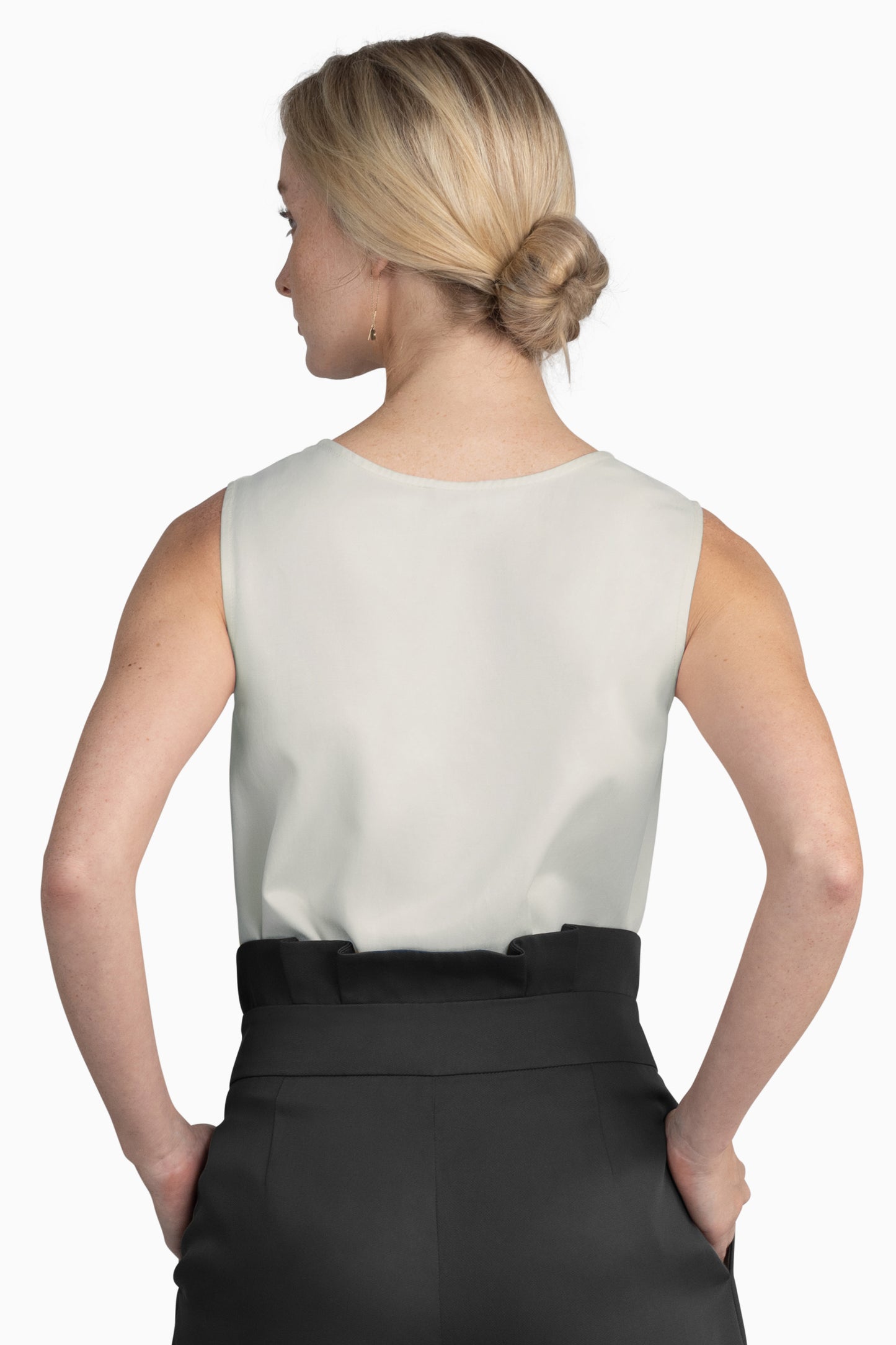 Women's sleeveless top with effortless drape and soft luxurious feel. Its unique Cupro-Cotton composition ensures perfect for all-day wear.
